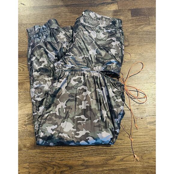 Irregular Exposure Women’s XXL Camo Extra Wide Leg Open Hip Adjustable Ties - Picture 8 of 9